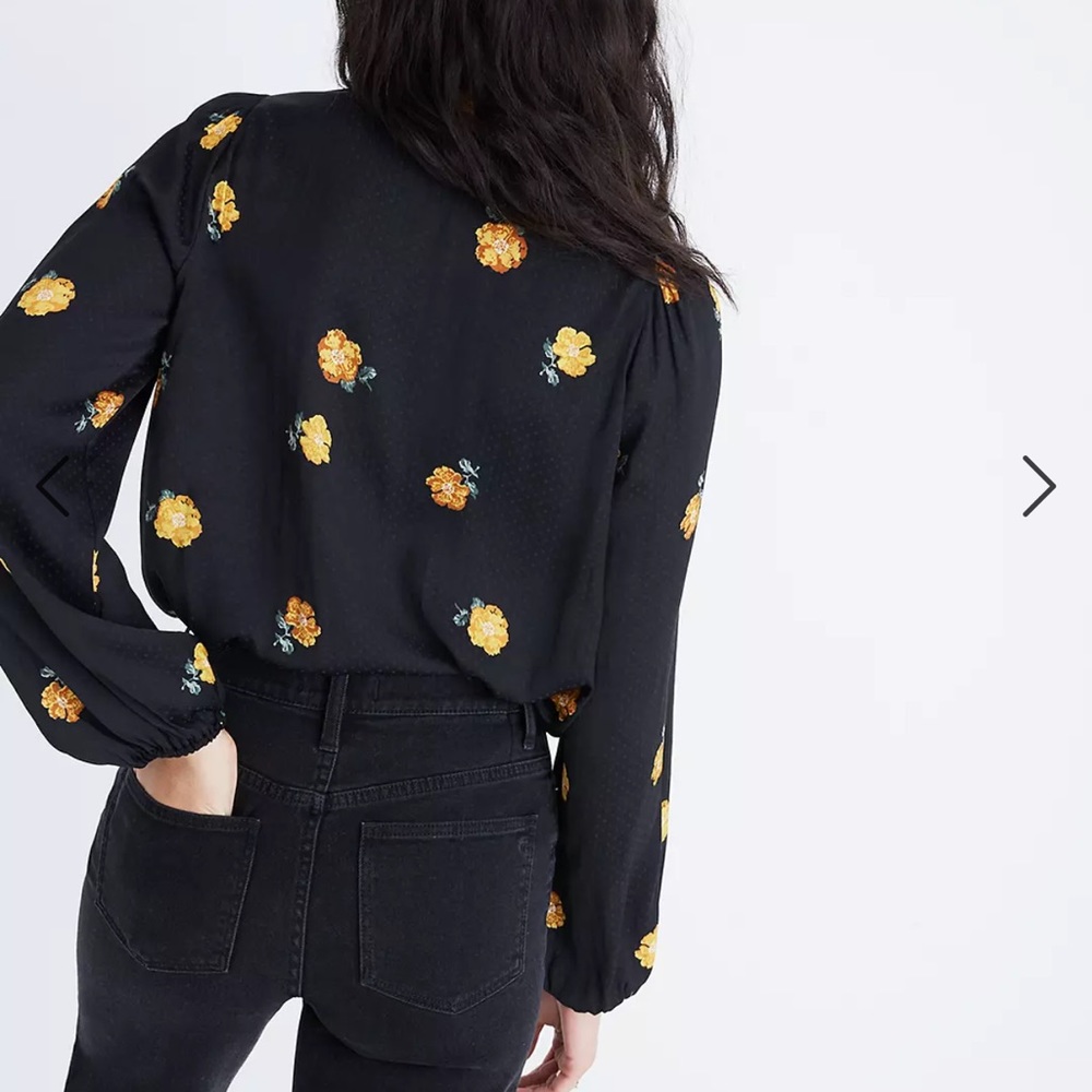 Madewell Bubble-Sleeve Wrap Top in Floating Florets - Picture 3 of 5